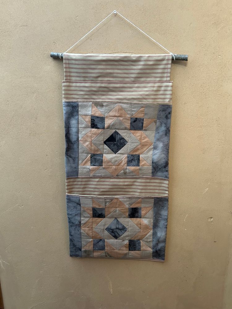 2 Pocket Hanging Organizer