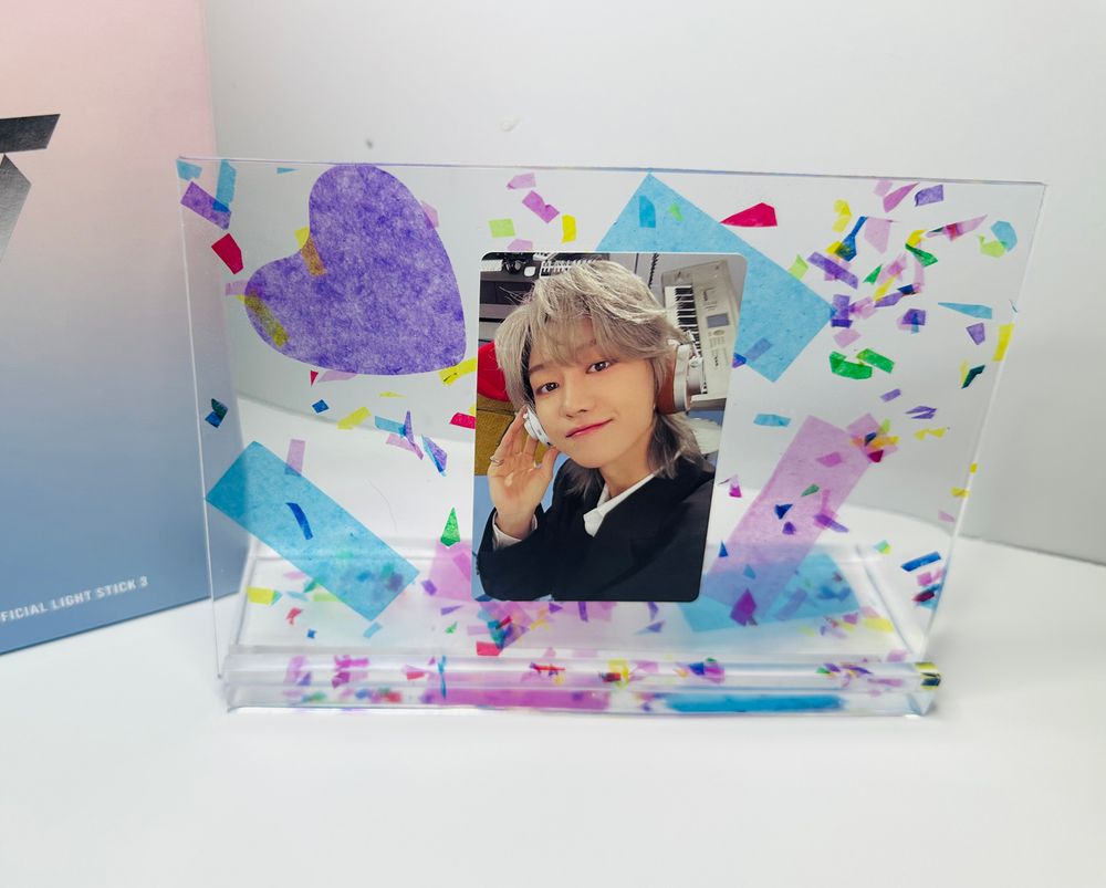 Handmade Kpop SVN-Inspired Concert Confetti Resin Photo Frame