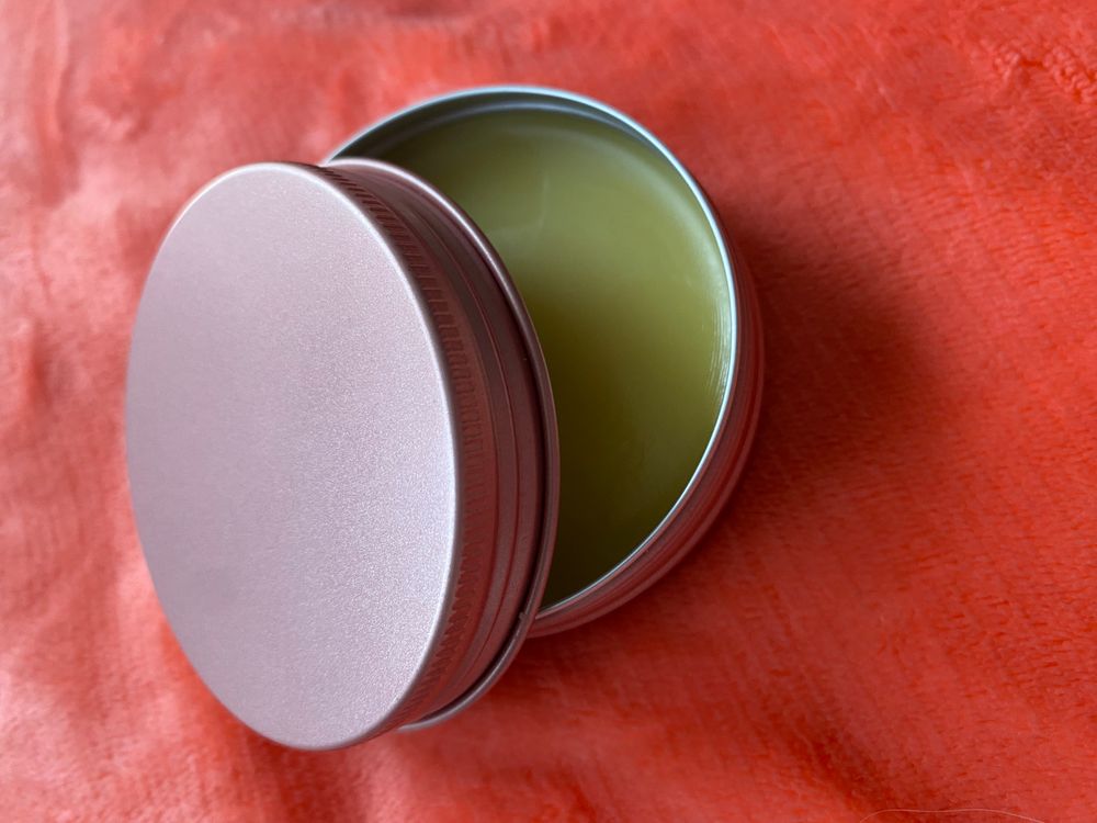 All natural moisturizing balm