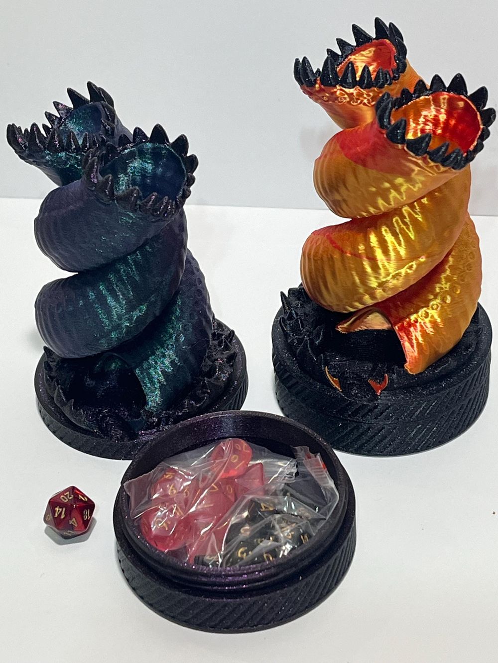 Double Worm Mini Dice Roller