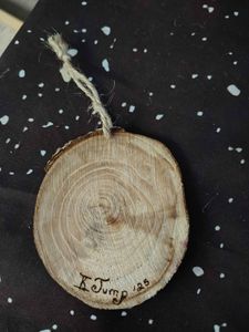 penguin with plain hat back