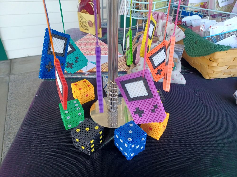 Perler Bead D6 Puzzle