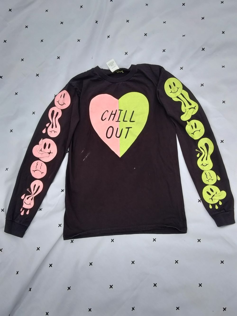 'CHILL OUT' long sleeve (small)