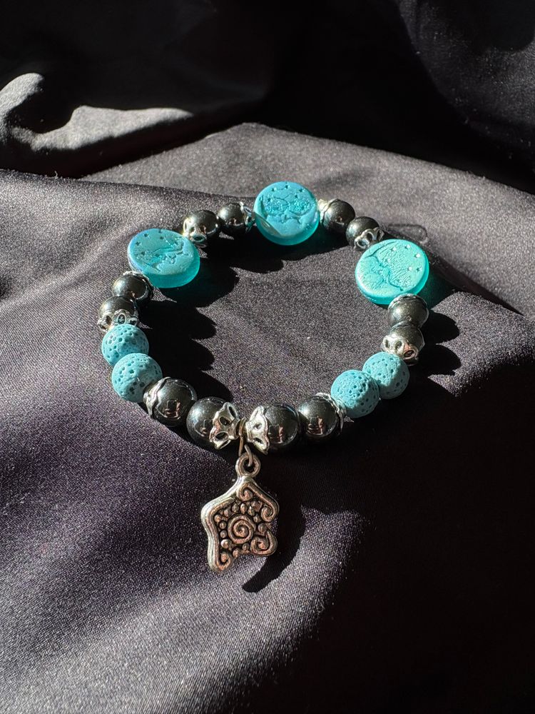 Diffuser Bracelet with Essential Oil Blend - Hematite & Lava Stone - Medium