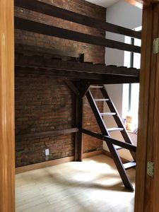 Queen size loft , brown, short side ladder