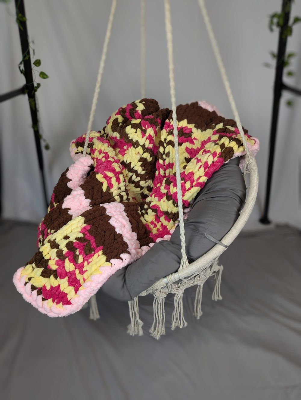 “Banana Split” Hand-Knit Blanket - A Sweet Symphony of Cozy Colors
