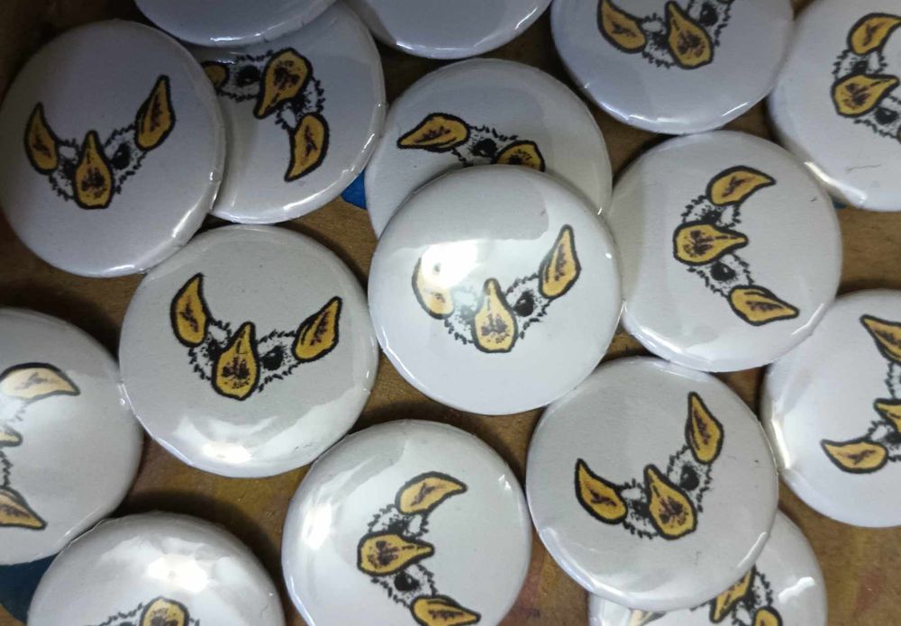 Bat Button
