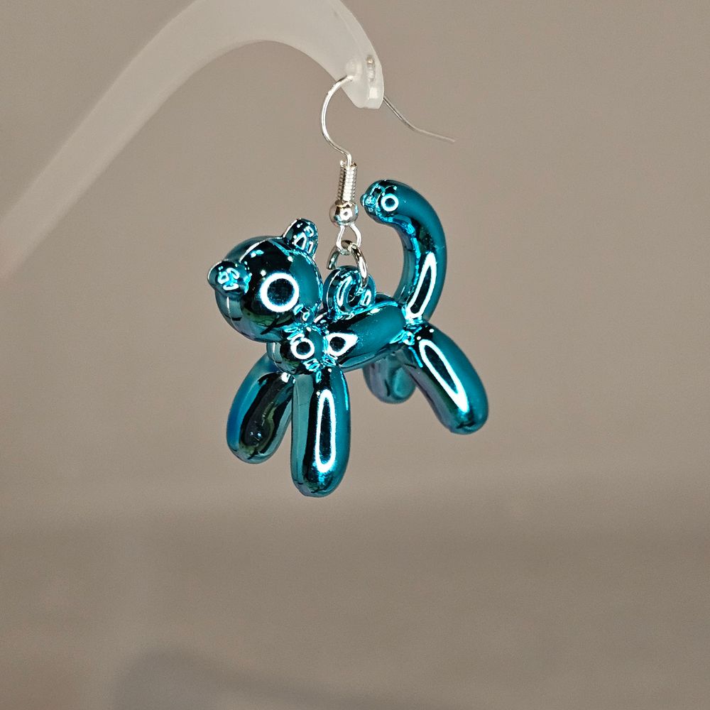 Item #268 Balloon Bear Earring