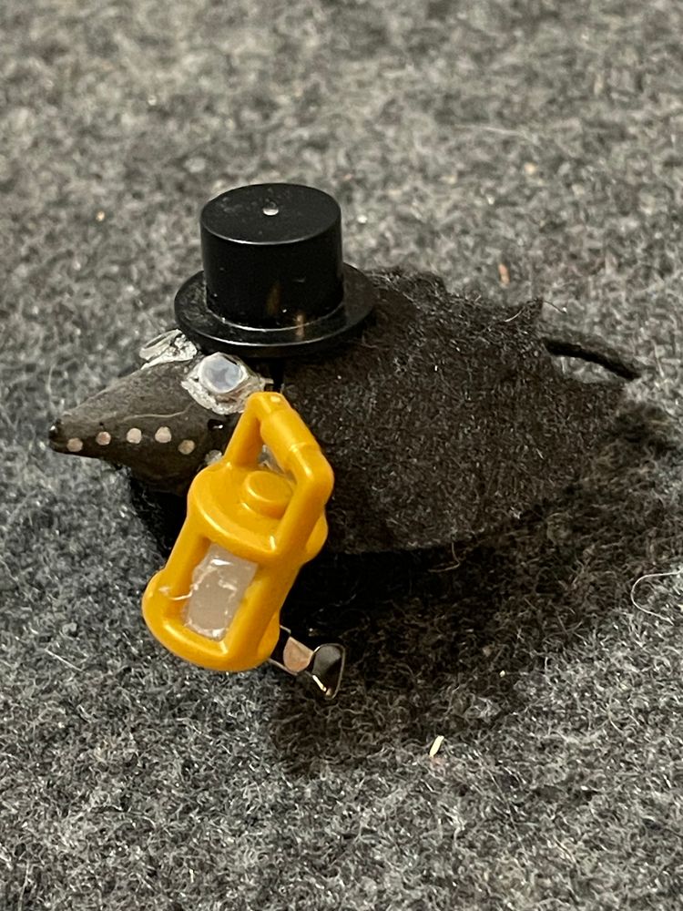 Wool ball Plague Doctor shoulder friend pin 
