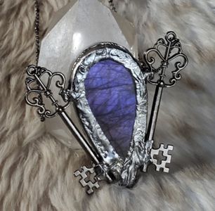 back of pendant