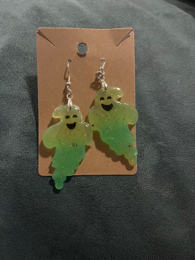 Ghost Earrings 