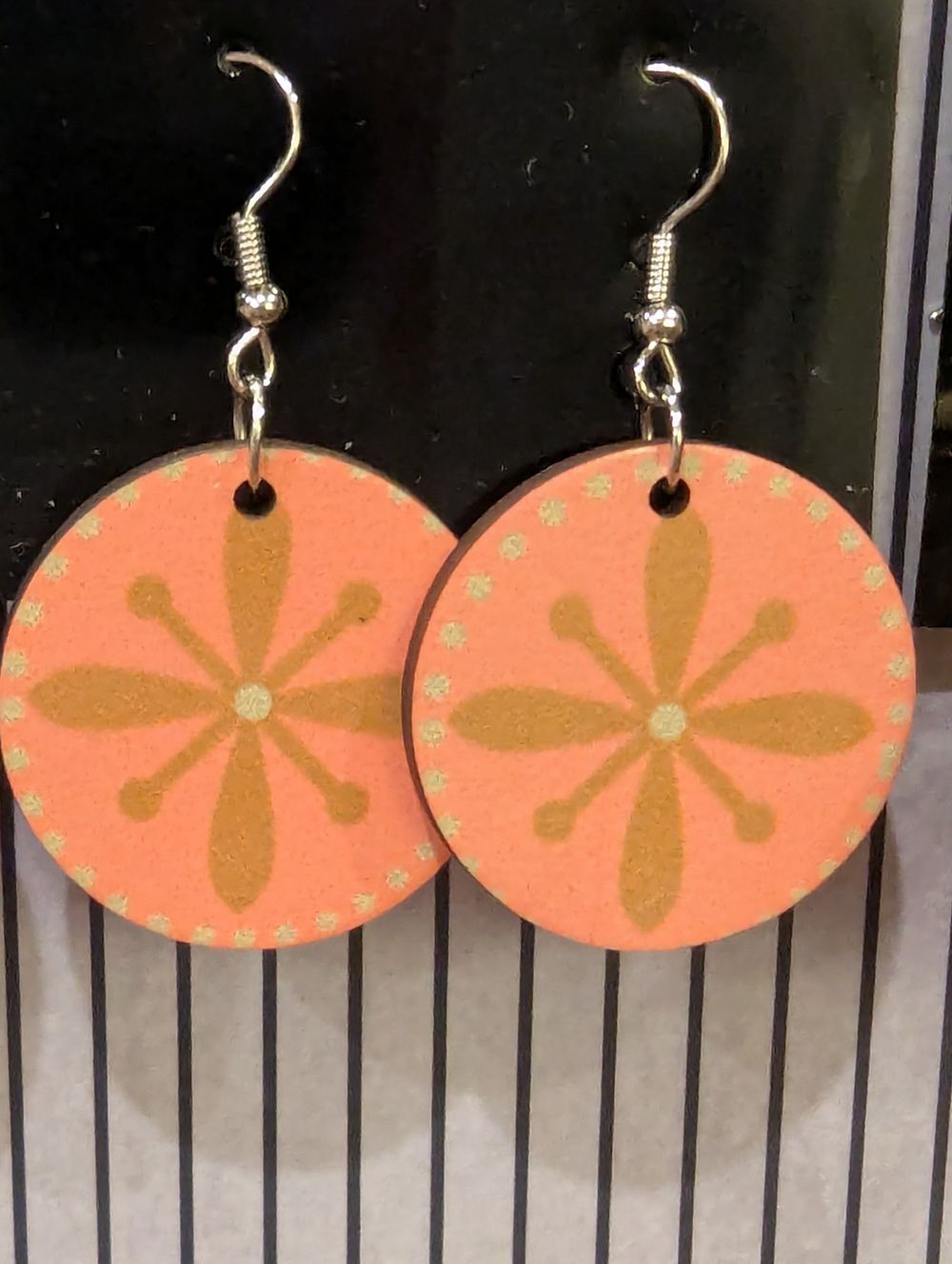 Retro Ornament Earrings - Pink Flower