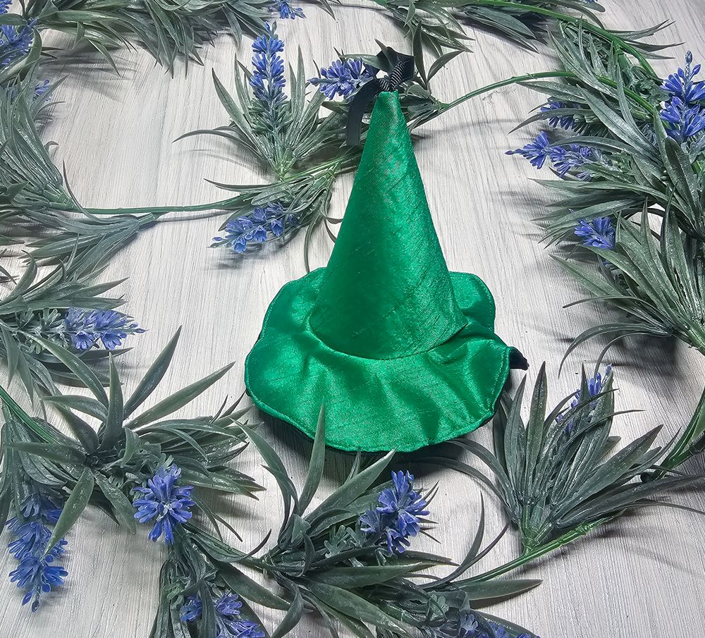 Spellbinding Witch Hat Ornament – Recycled Materials, Unique Holiday Charm