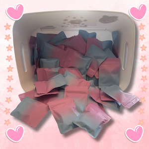 Unbox the magic with our Kawaii Dreams Mystery Jewelry Pulls 🎀 — 10 Sanrio-inspired rings, bracelets, earrings, or necklaces + surprise freebies for kawaii lovers, besties, and mystery box fans!