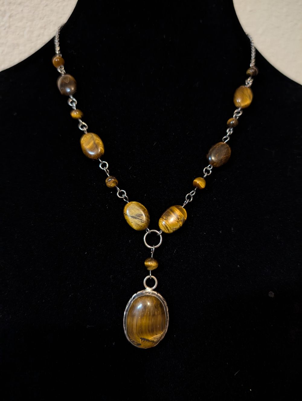 Tiger's eye necklace 