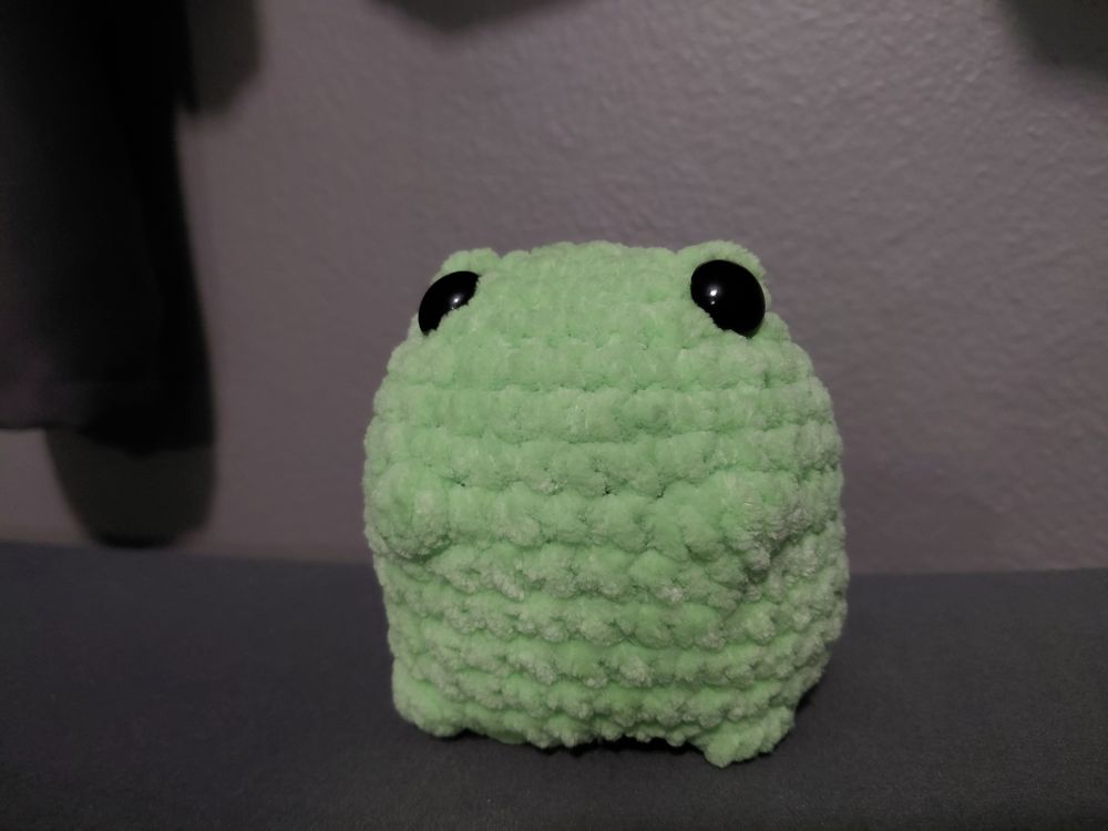 Crochet Booty Frog