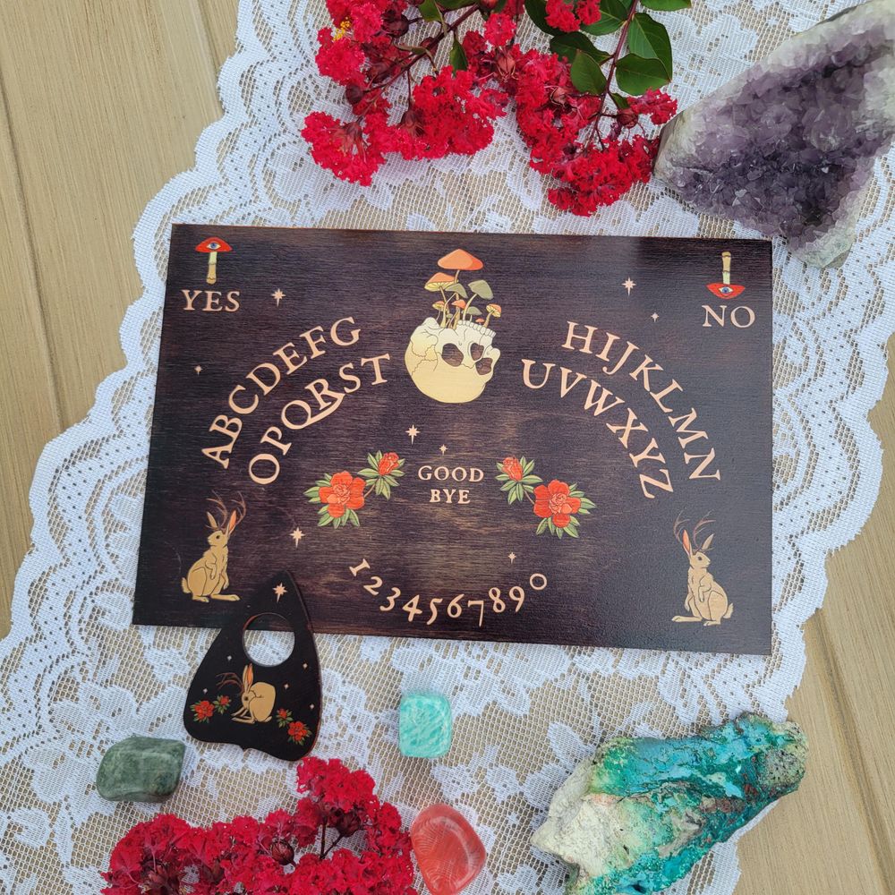 Creepy Garden Ouija Board – 10.5"x7"