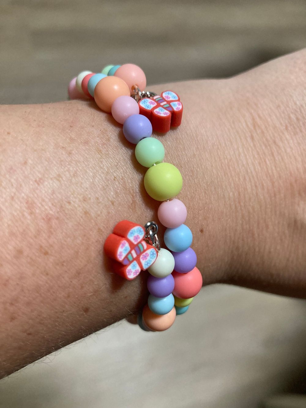 Charm memory wire bracelet - butterflies, candy colored bead...