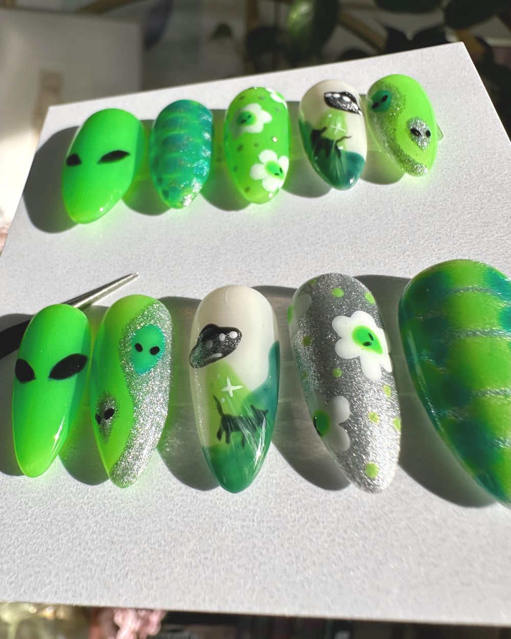 Alien Invasion | A Cosmic Encounter in Press-on Nails - Medium Almond | Medium