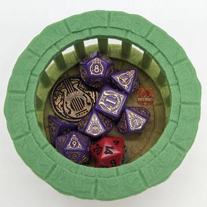 These are standard size dice.
