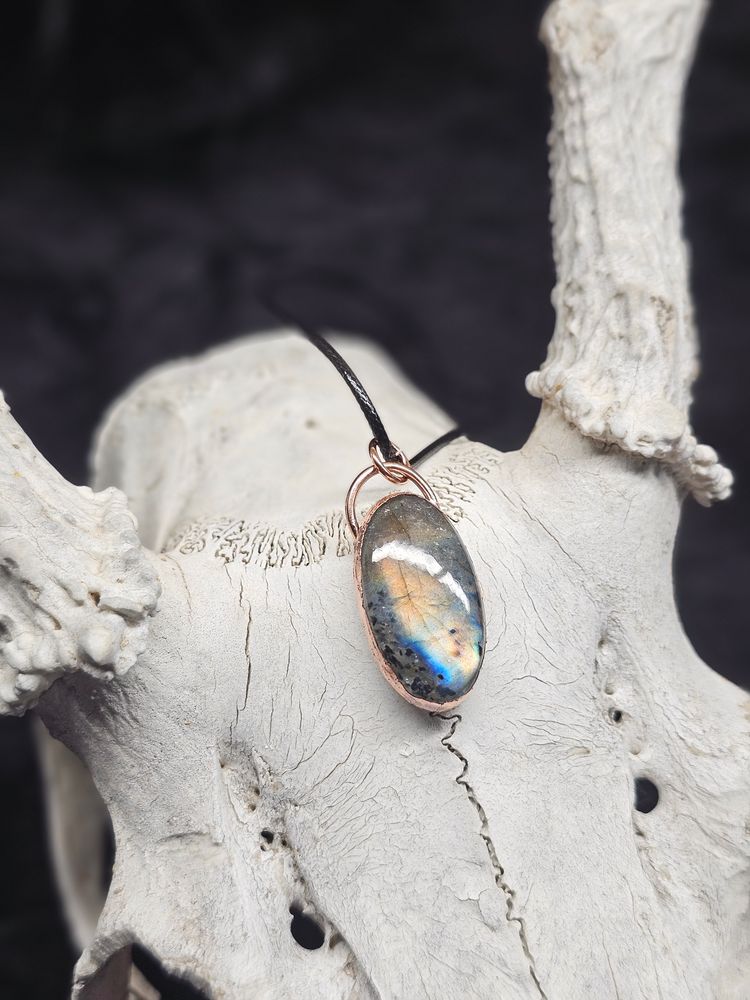 Labradorite elecroformed pendant 
