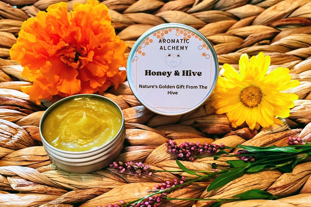 Honey & Hive Salve 0.5 oz