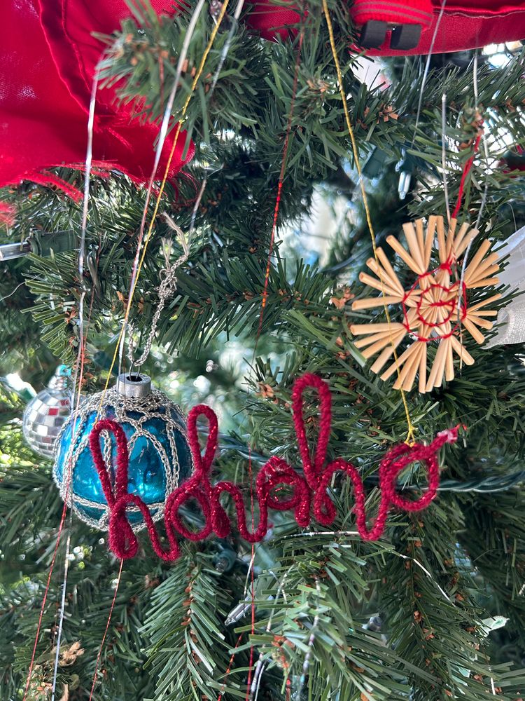 Custom wrapped wire words