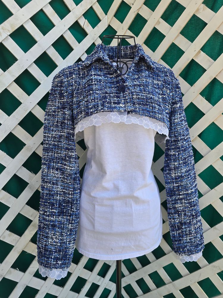 Cropped tweed jacket