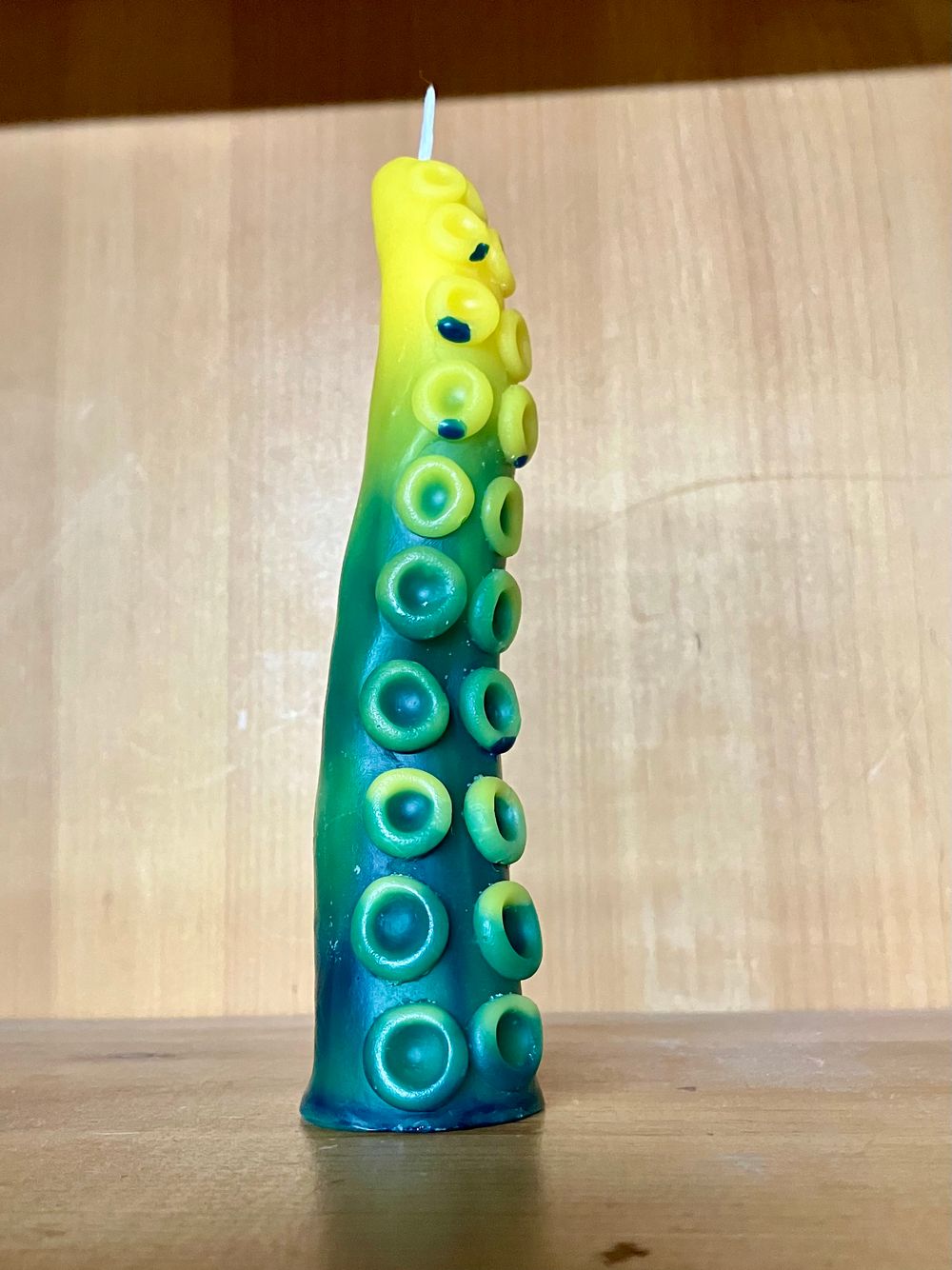 XL tentacle Candle