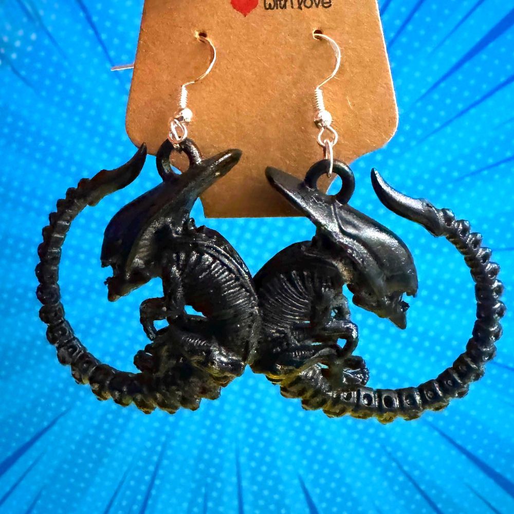 Xenomorph Alien Hoops | 3D Printed Sci-Fi Jewelry | Handmade...
