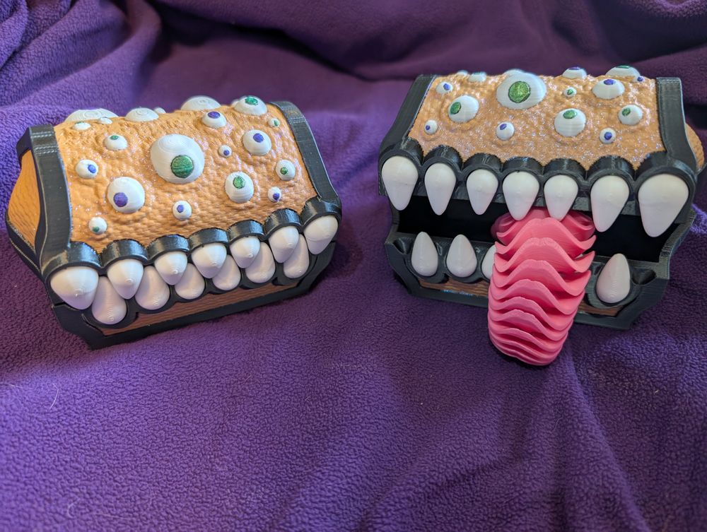 Mimic Box With Tongue