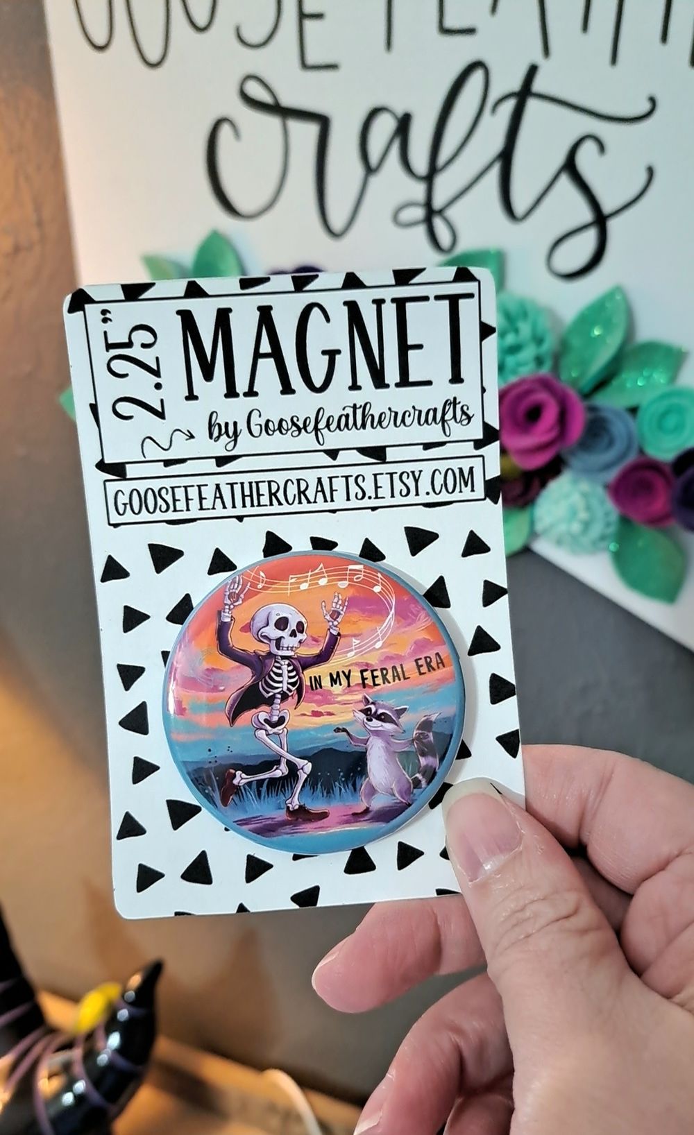 Novelty Magnet --- 2.25" Round Magnet