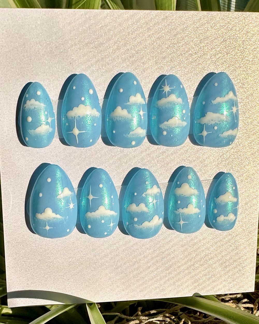 Skybound 2.0 | Short Almond Press-On Pastel Blue | Small
