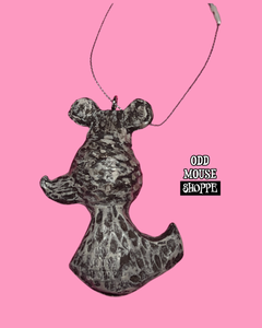 The other side of the sculpted duck ornament