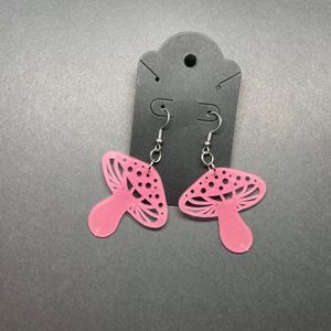 Pink mushrooms with silver hooks