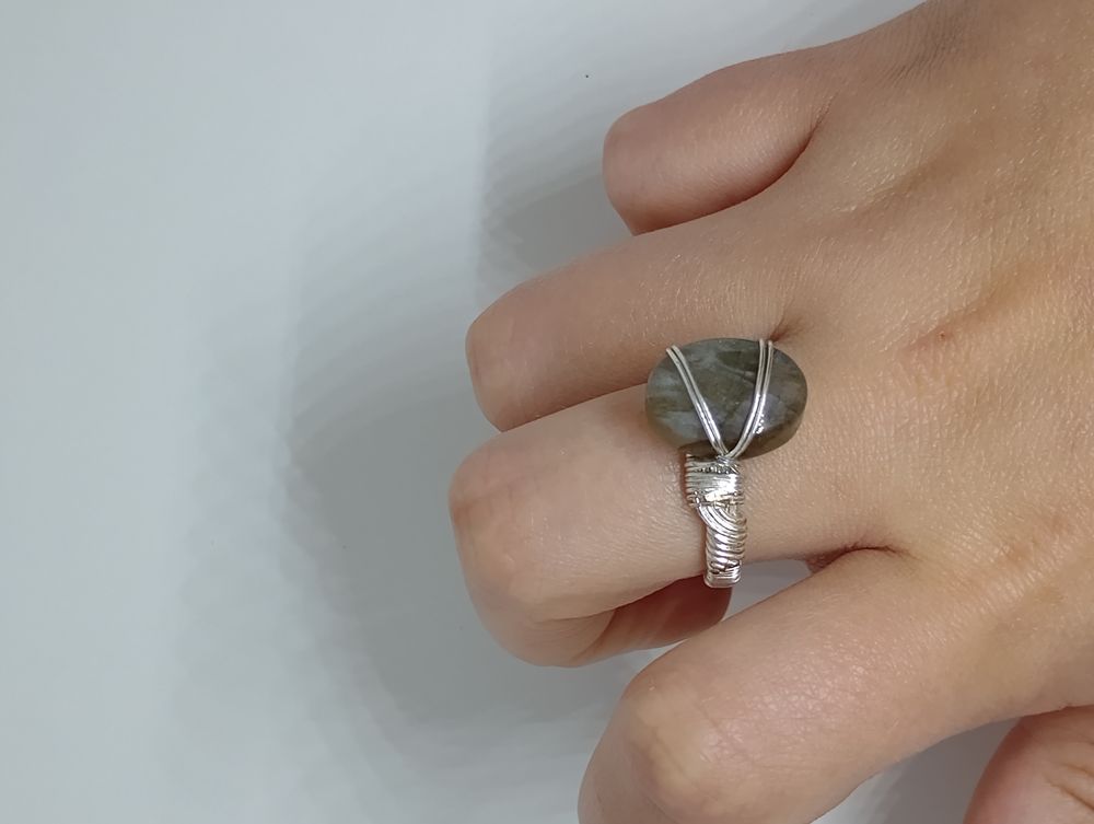 Labrodite copper core ring