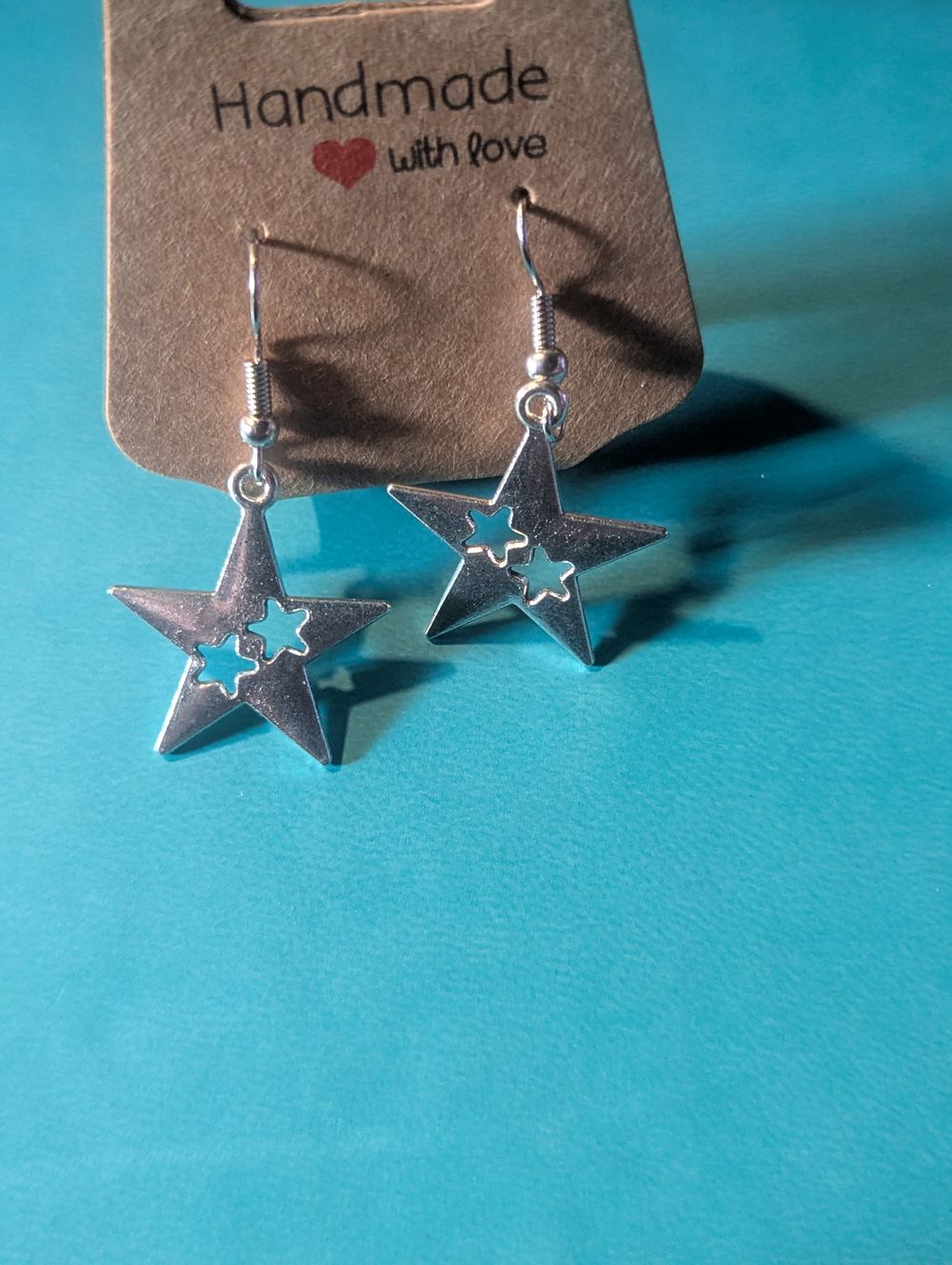 Cutout star earrings