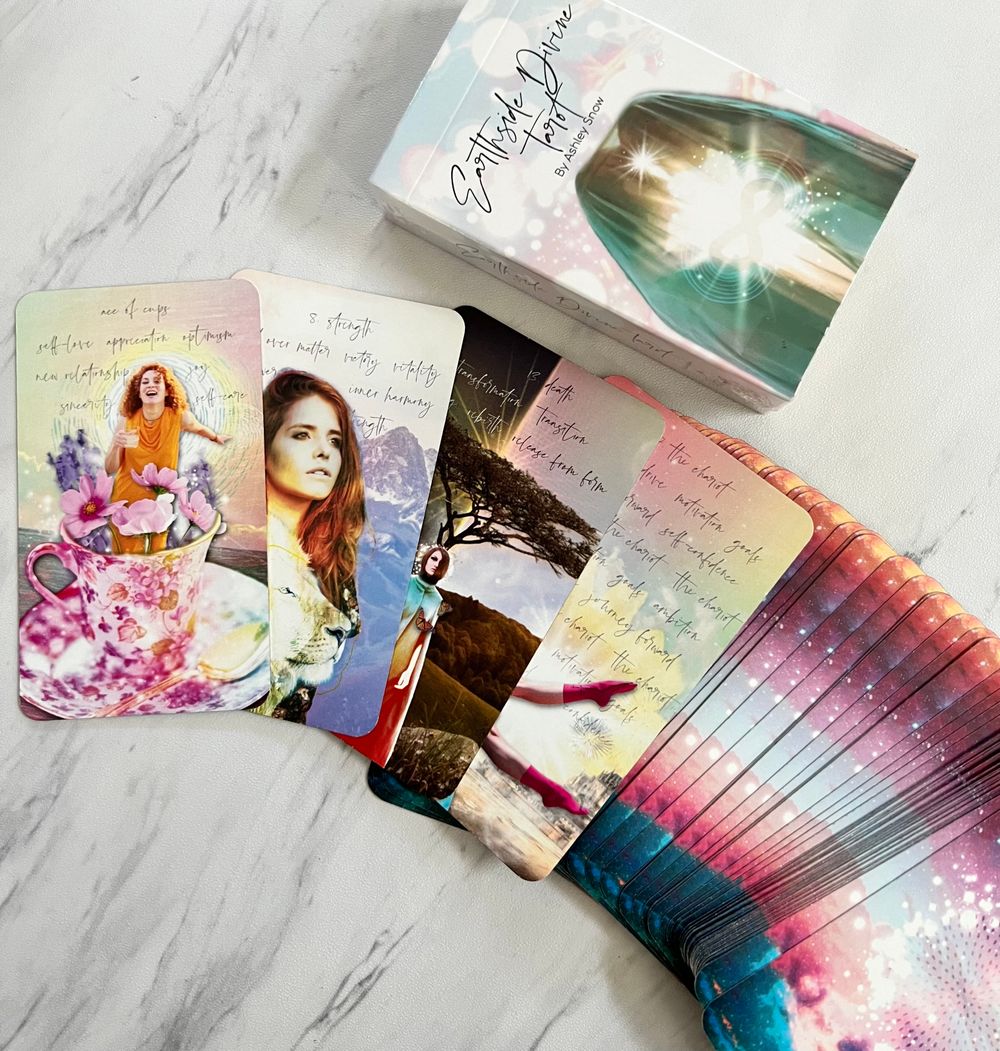 Earthside Divine Tarot: Standard Edition