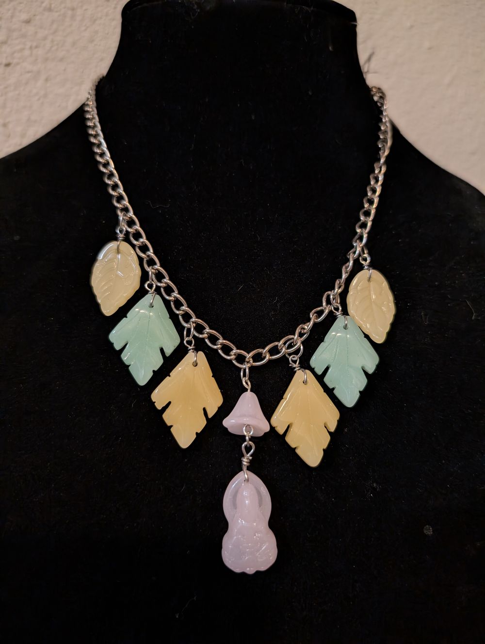 Leaf and Bouddha Necklace