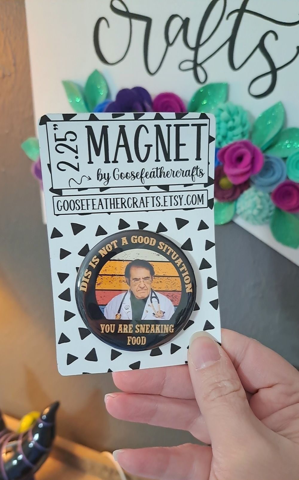 Novelty Magnet --- 2.25" Round Magnet