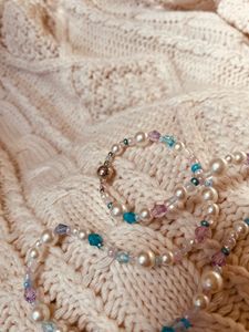 the magnetic clasp, closed