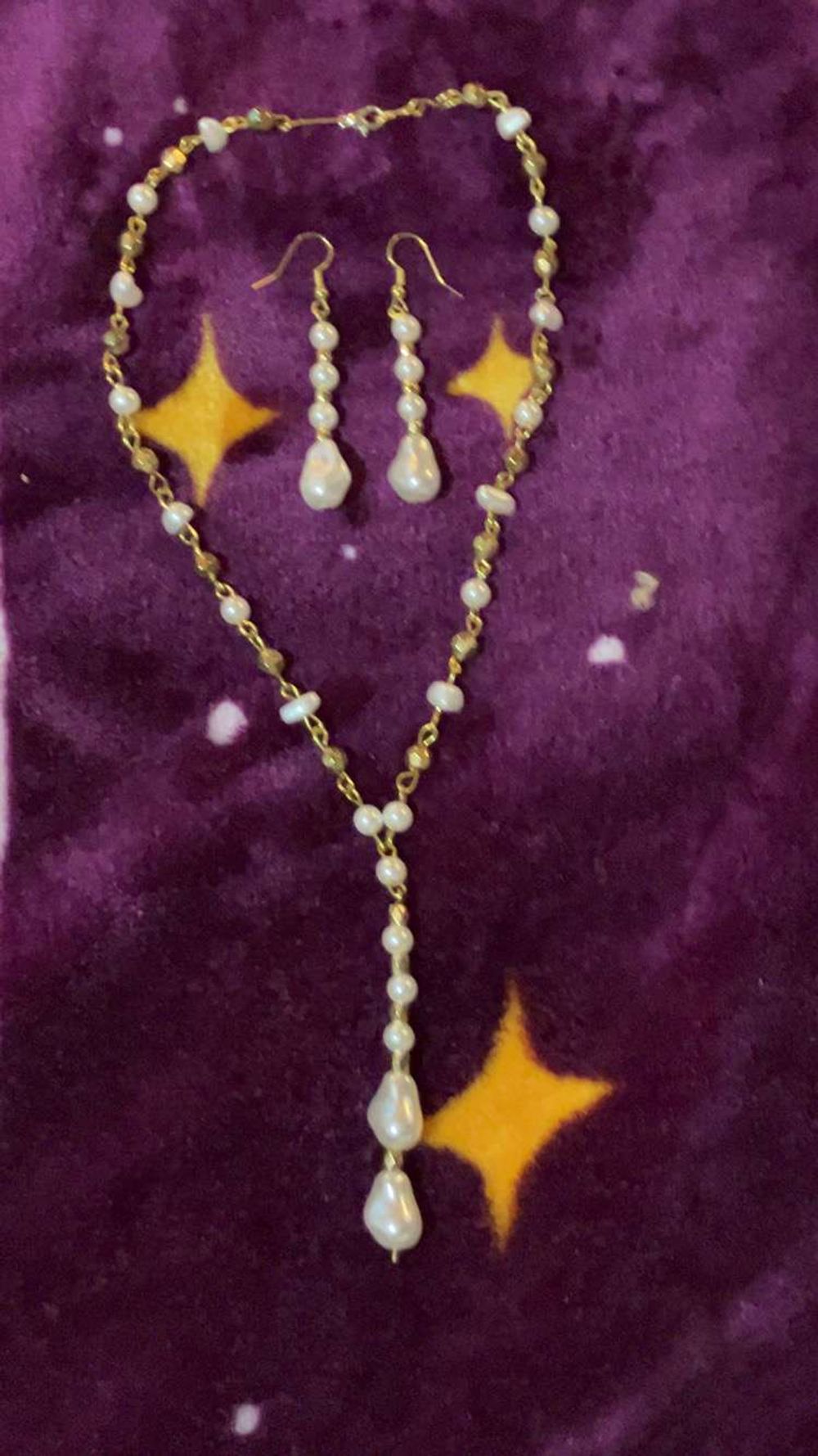 Complex Necklace with matching earrings