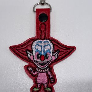 Slim KK (approx measures 4 1/4 x 3 1/4 inches)