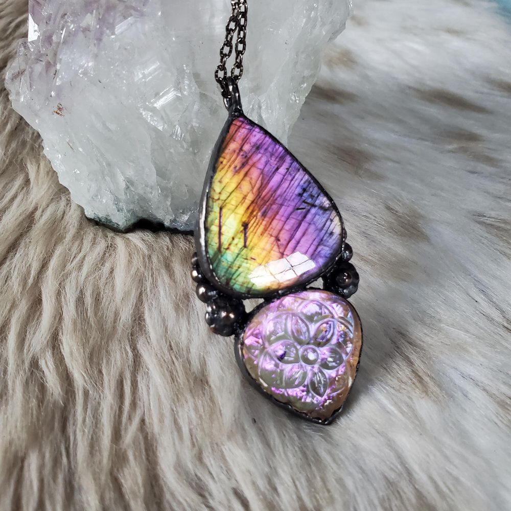 Twilight Petal - Sundusk Sorcery Collection - Labradorite Co...