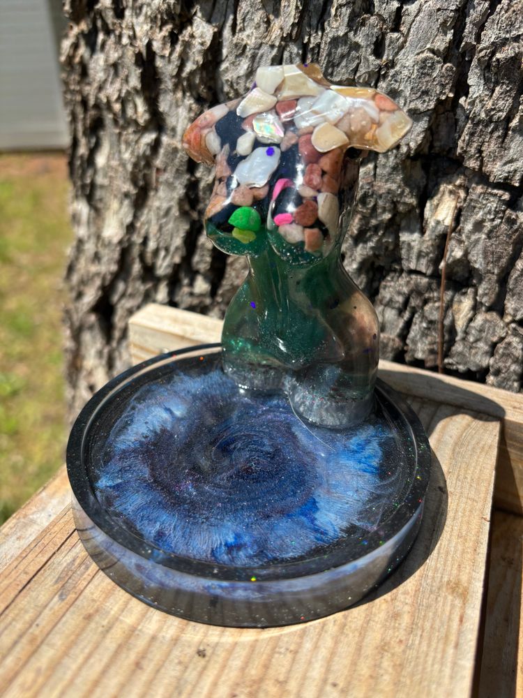 Goddess Body Mini Altar (medium)