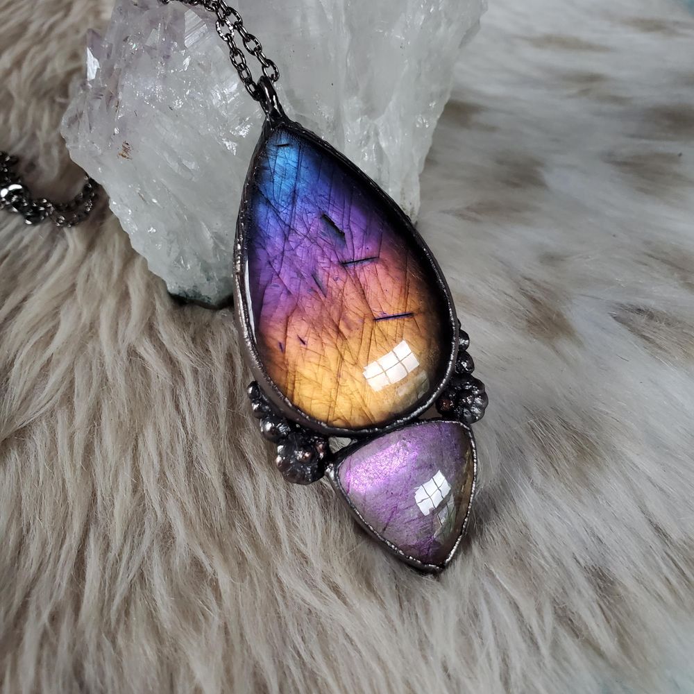 Sunglow Veil - Sundusk Sorcery Collection - Labradorite Copp...