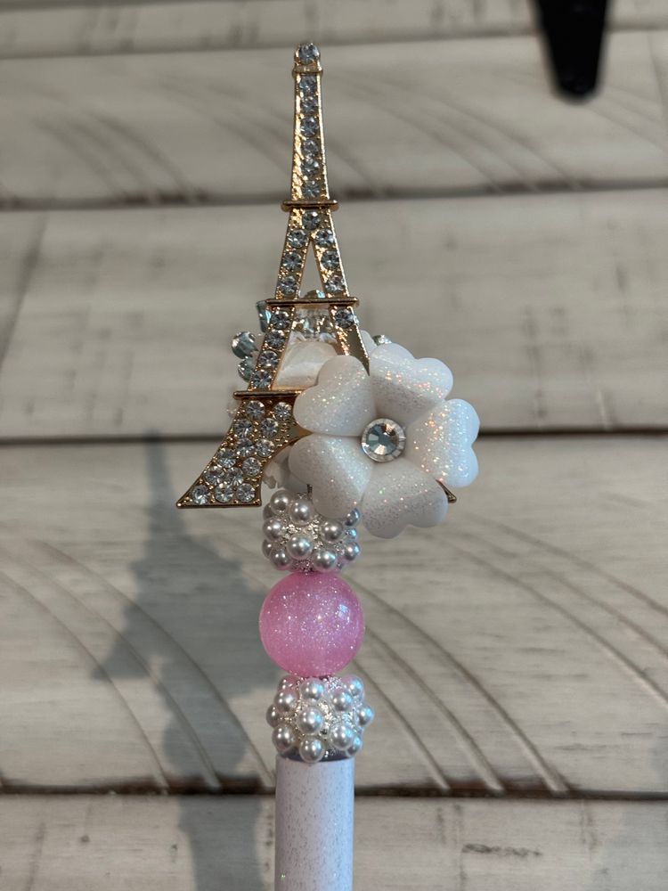 Eiffel Tower Beaded Pen